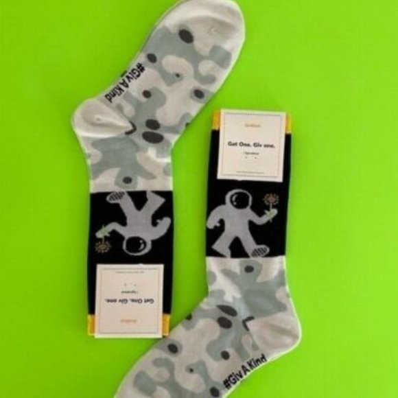 Organic Cotton, Brand New, crew socks, Astronaut design, unisex, size 7-13 - Picture 8 of 13